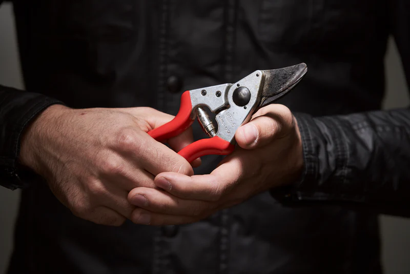 FELCO 6 Ergo Medium One- Hand Pruning Shear - Image 4